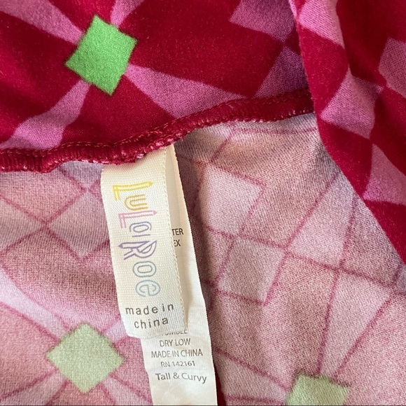 LuLaRoe tall and curvy leggings pink green kaleidoscope pattern 12-18 - Picture 2 of 3